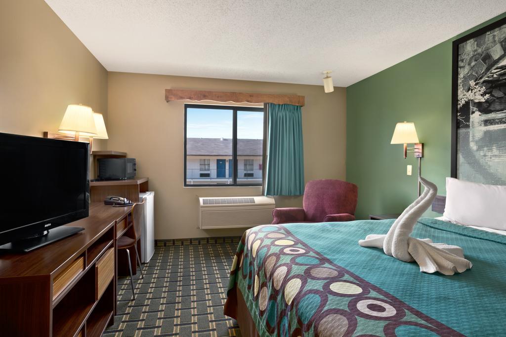 Super 8 By Wyndham Russellville Exterior foto